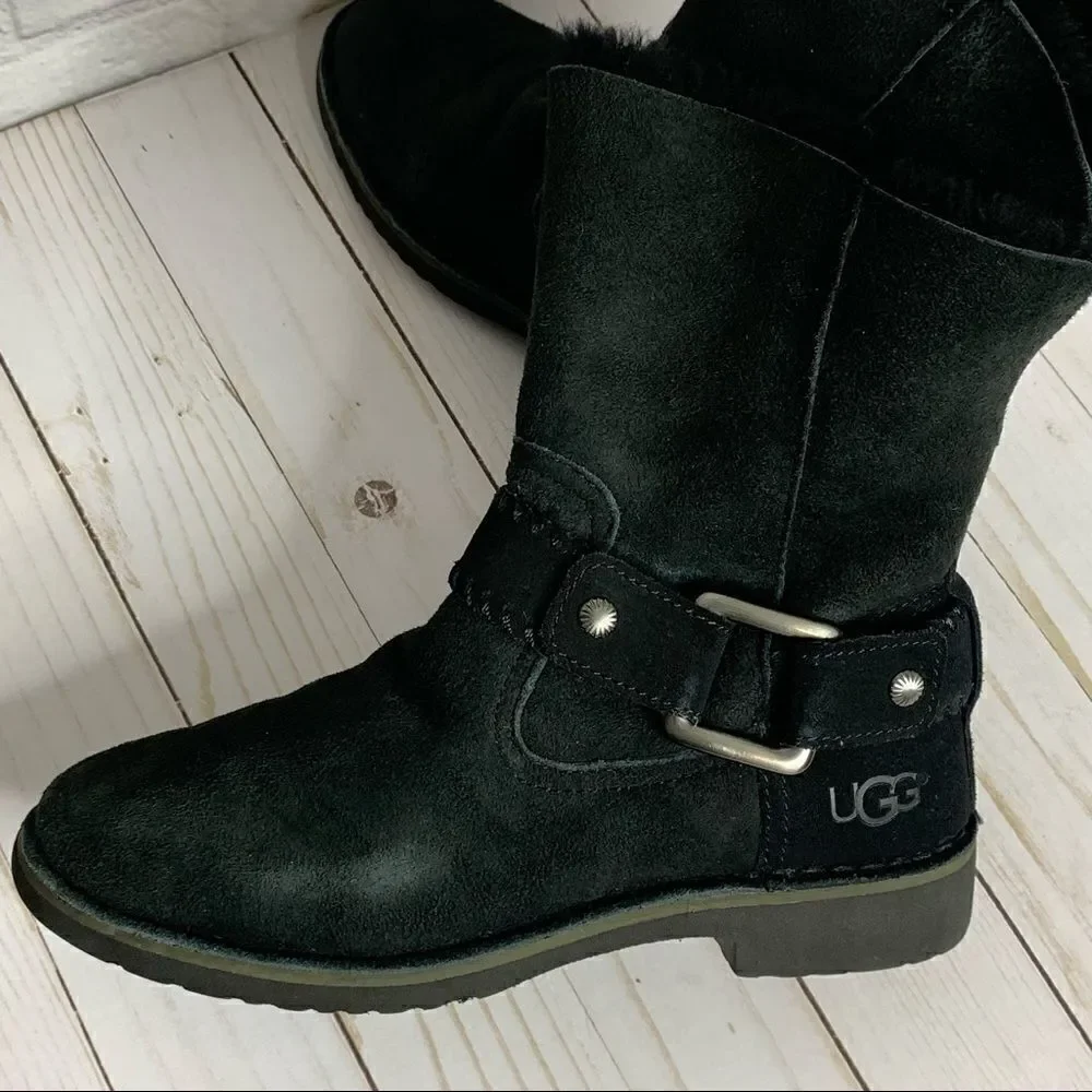 Ugg Cedric Black fur lined leather boots